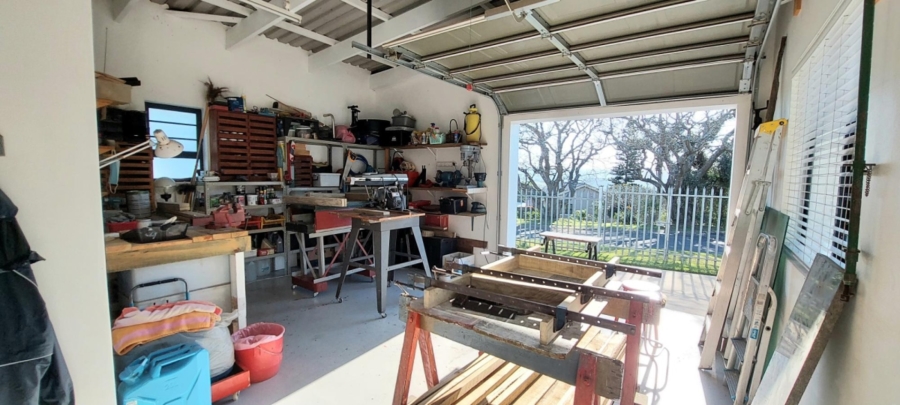 4 Bedroom Property for Sale in Cintsa East Eastern Cape